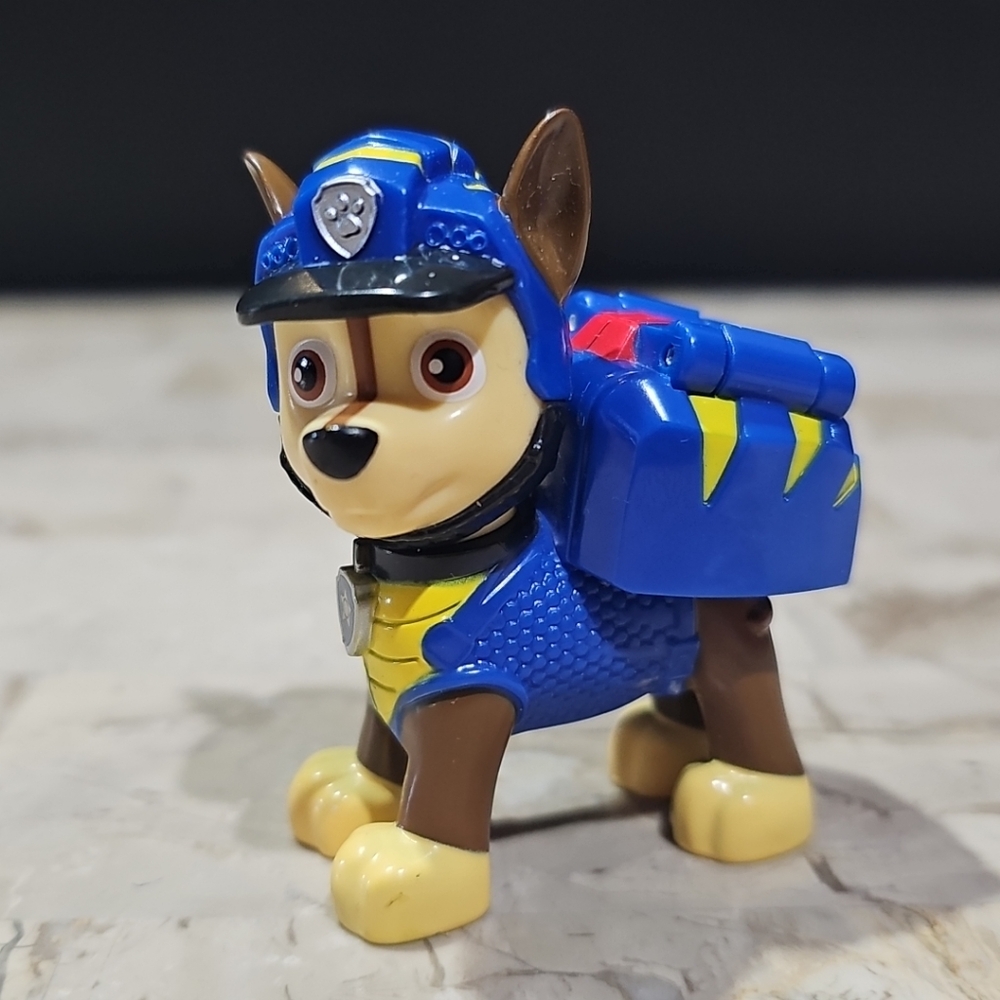 PAW PATROL Chase 3” action Fugure Police Dog Toy